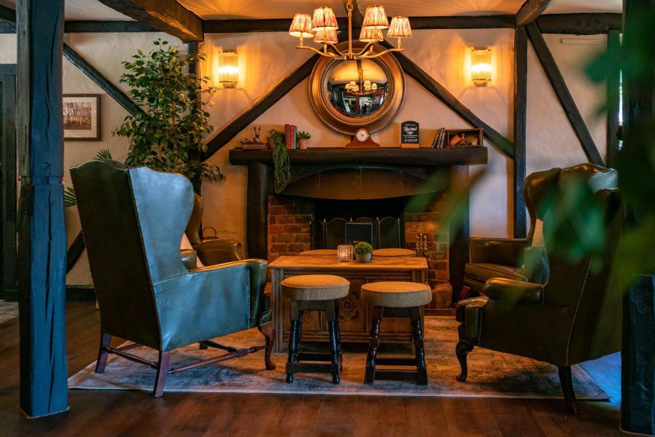 High Corner Inn Godshill  Eksteriør billede