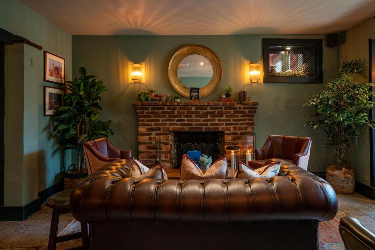 High Corner Inn Godshill  Eksteriør billede